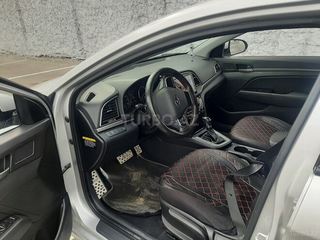 Hyundai Avante 2016, 60,500 km - 1.6 l - Göyçay