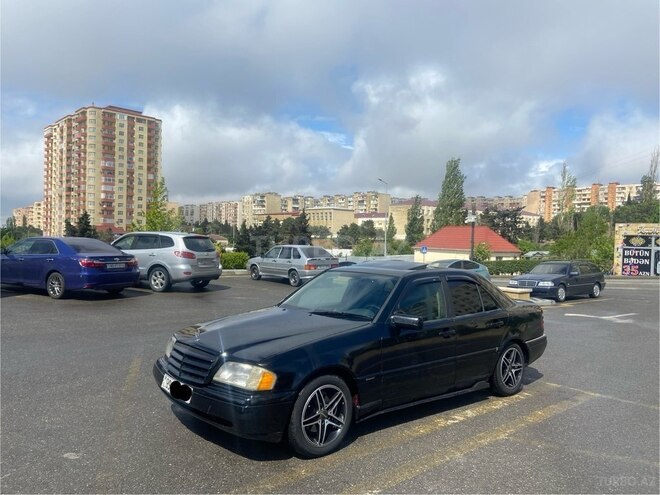 Mercedes C 200 1995, 324,889 km - 2.0 л - Bakı