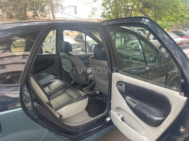 Renault Scenic 2001, 230,000 km - 2.0 l - Bakı