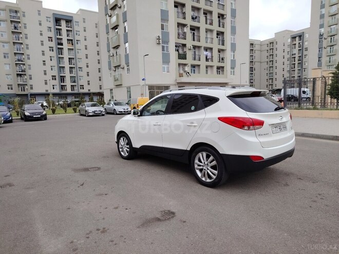 Hyundai Tucson 2011, 198,000 km - 2.0 l - Bakı