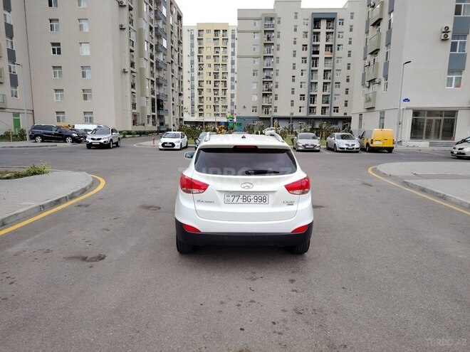 Hyundai Tucson 2011, 198,000 km - 2.0 l - Bakı
