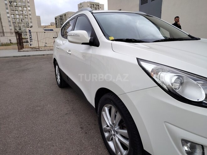 Hyundai Tucson 2011, 198,000 km - 2.0 l - Bakı