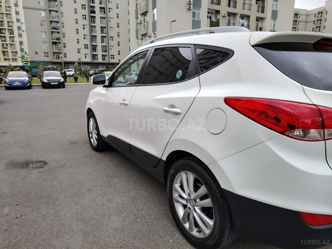 Hyundai Tucson 2011, 198,000 km - 2.0 l - Bakı