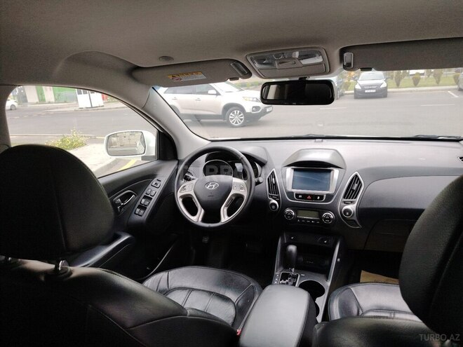 Hyundai Tucson 2011, 198,000 km - 2.0 l - Bakı