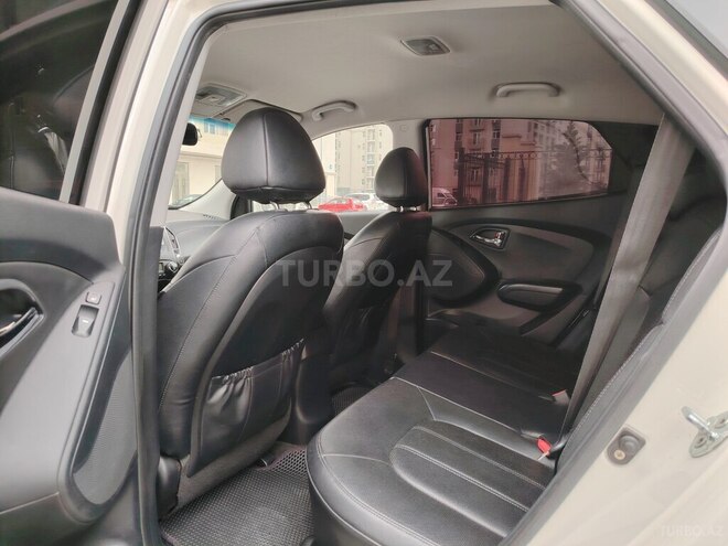 Hyundai Tucson 2011, 198,000 km - 2.0 l - Bakı
