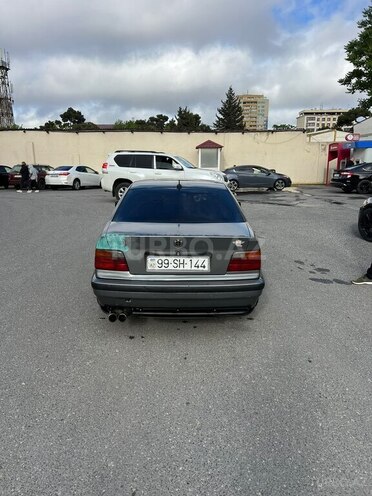 BMW 318 1992, 542,009 km - 1.8 l - Bakı