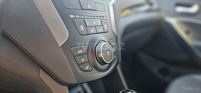 Hyundai Santa Fe 2013, 190,000 km - 2.0 l - Bakı