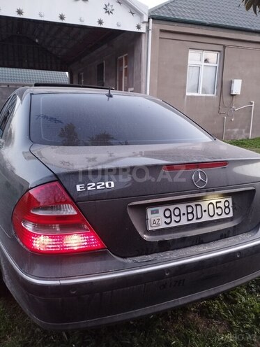 Mercedes E 220 d 2004, 255,000 km - 2.2 l - Bərdə