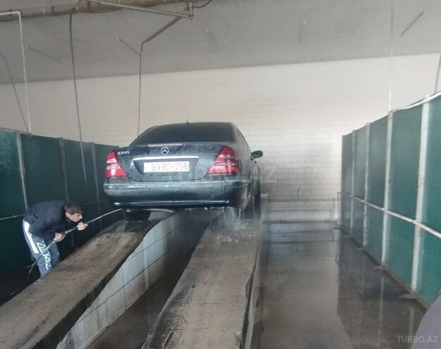 Mercedes E 220 d 2004, 255,000 km - 2.2 l - Bərdə