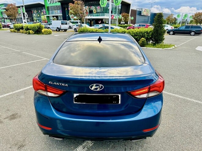 Hyundai Elantra 2015, 120,000 km - 1.8 l - Bakı