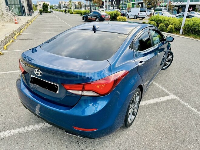 Hyundai Elantra 2015, 120,000 km - 1.8 l - Bakı