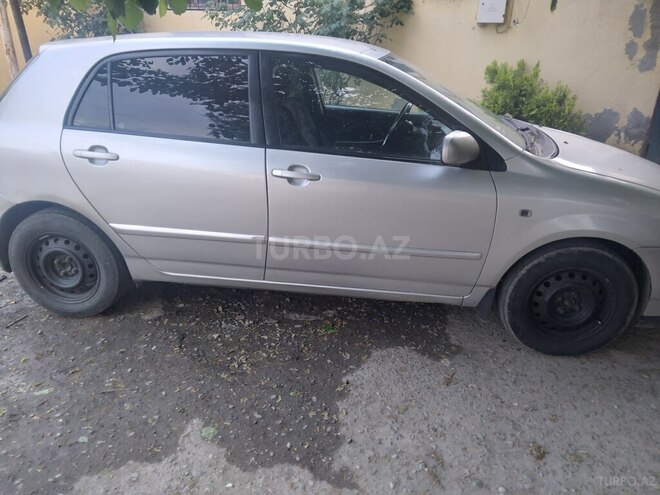 Toyota Corolla 2006, 320,000 km - 1.4 l - Beyləqan