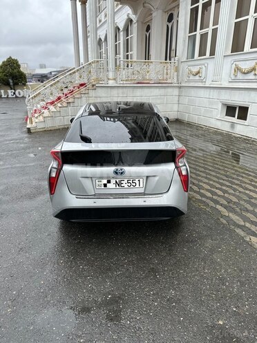 Toyota Prius 2018, 160,000 km - 1.8 л - Bakı