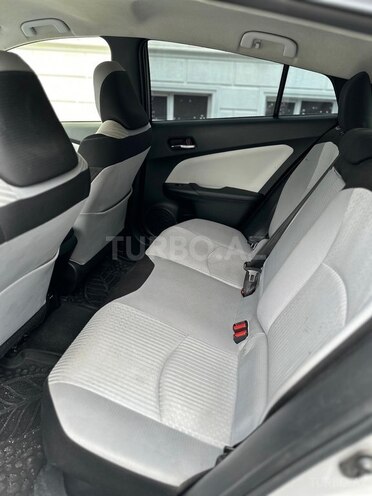 Toyota Prius 2018, 160,000 km - 1.8 л - Bakı