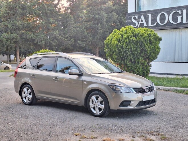 Kia Ceed 2011, 168,000 km - 1.4 l - Mingəçevir