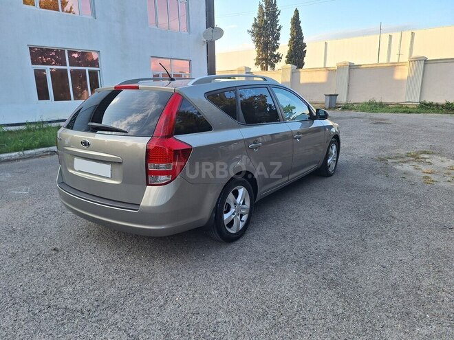 Kia Ceed 2011, 168,000 km - 1.4 l - Mingəçevir