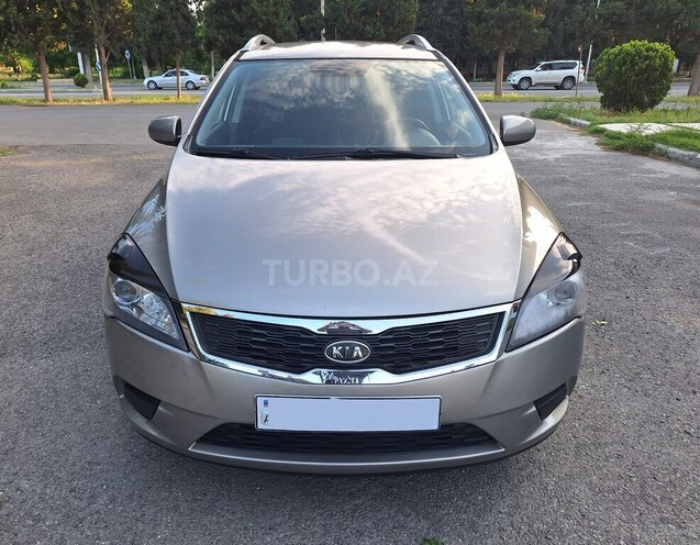 Kia Ceed 2011, 168,000 km - 1.4 l - Mingəçevir
