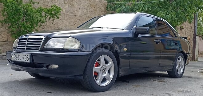Mercedes C 220 1998, 470,000 km - 2.2 l - Bakı