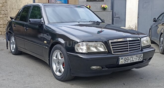 Mercedes C 220 1998, 470,000 km - 2.2 l - Bakı