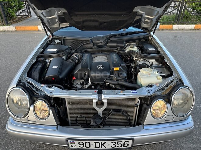 Mercedes E 240 1999, 108,000 km - 2.4 l - Bakı