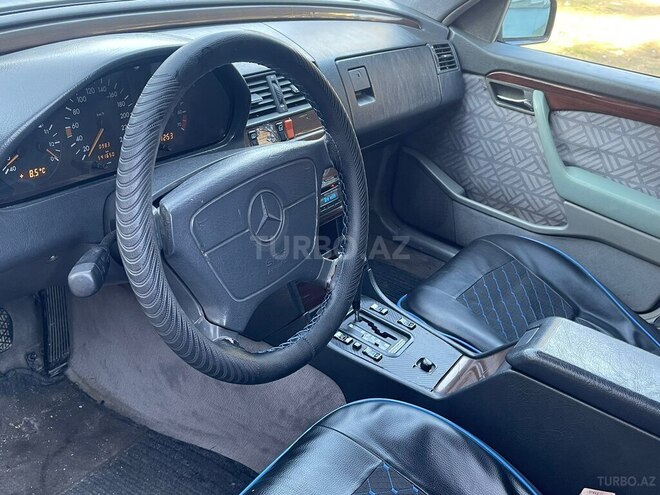 Mercedes C 200 1998, 215,000 km - 2.0 l - Bakı