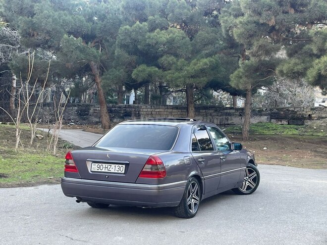 Mercedes C 200 1998, 215,000 km - 2.0 l - Bakı