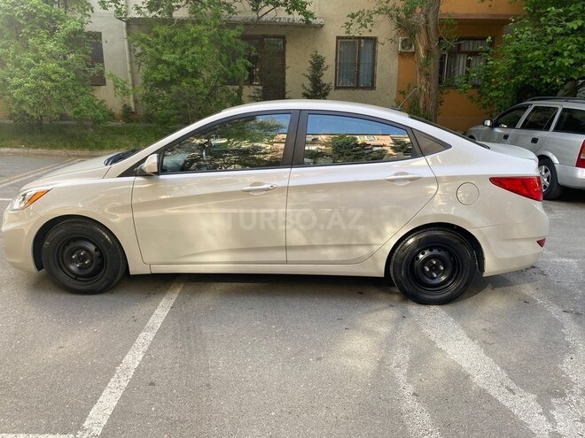 Hyundai Accent 2015, 194,731 km - 1.6 l - Bakı
