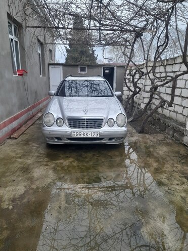 Mercedes E 220 d 2021, 404,101 km - 2.2 l - Ağstafa