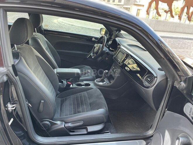 Volkswagen Beetle 2017, 75,000 km - 1.8 l - Bakı