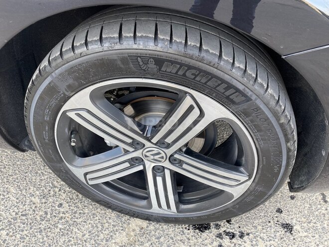Volkswagen Beetle 2017, 75,000 km - 1.8 l - Bakı