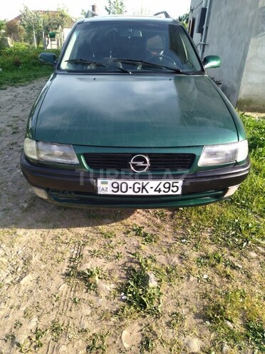 Opel Astra 1996, 386,500 km - 1.6 l - Masallı