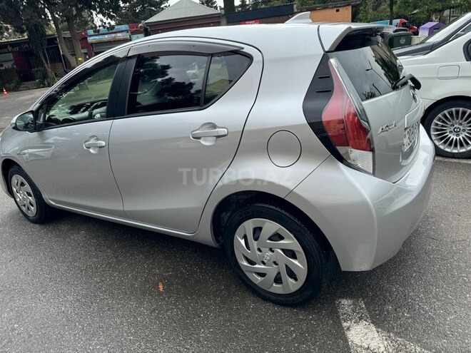 Toyota Prius C 2017, 44,790 km - 1.5 л - Bakı
