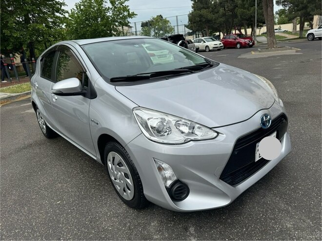 Toyota Prius C 2017, 44,790 km - 1.5 л - Bakı