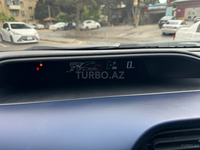 Toyota Prius C 2017, 44,790 km - 1.5 л - Bakı