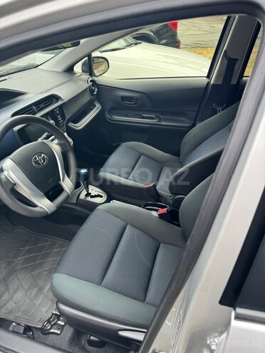 Toyota Prius C 2017, 44,790 km - 1.5 л - Bakı