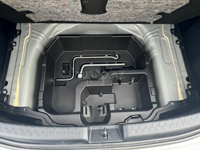 Toyota Prius C 2017, 44,790 km - 1.5 л - Bakı