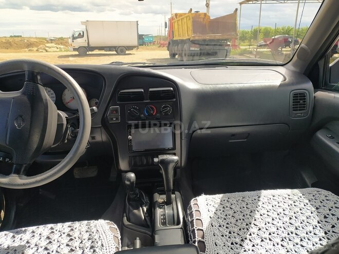 Nissan Pathfinder 2000, 340,000 km - 3.3 l - Gəncə