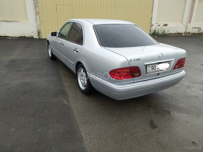 Mercedes E 230 1997, 455,588 km - 2.3 l - Sumqayıt