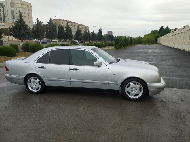 Mercedes E 230 1997, 455,588 km - 2.3 l - Sumqayıt