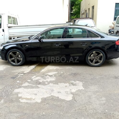Audi A4 2009, 222,000 km - 2.0 л - Bakı