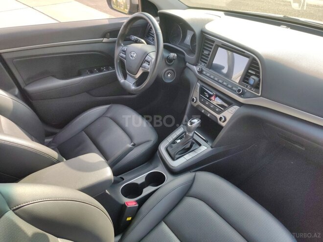Hyundai Elantra 2016, 99,000 km - 1.6 l - Bakı