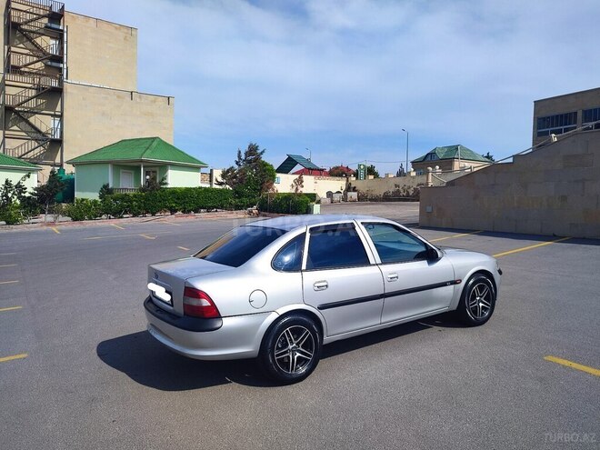 Opel Vectra 1996, 396,444 km - 1.6 l - Bakı