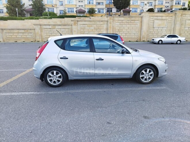 Hyundai i30 2010, 180,000 km - 1.4 л - Bakı