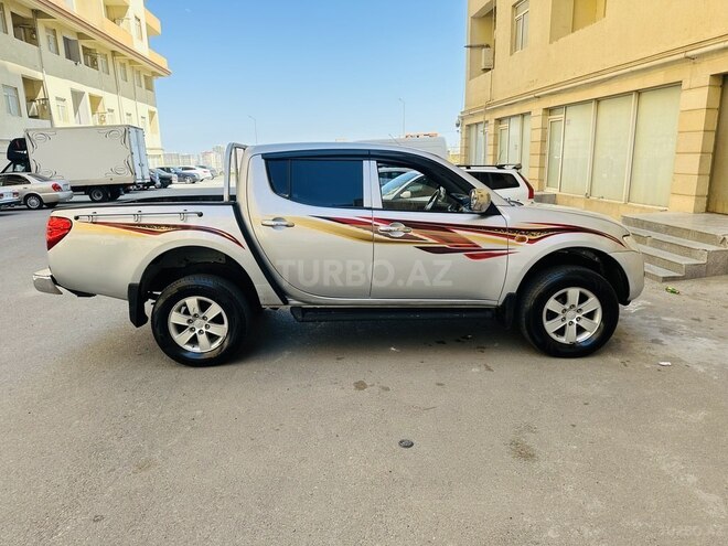Mitsubishi L200 2008, 225,670 km - 2.5 l - Bakı