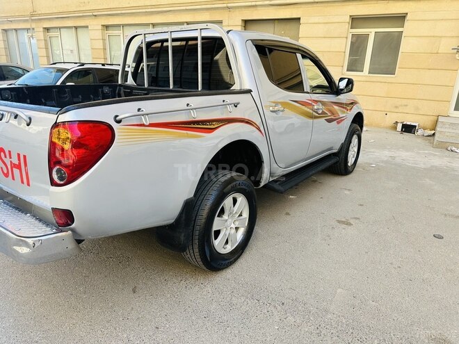 Mitsubishi L200 2008, 225,670 km - 2.5 l - Bakı