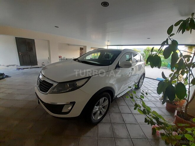 Kia Sportage 2011, 221,000 km - 2.0 л - Salyan