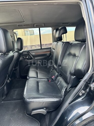 Mitsubishi Pajero 2007, 270,000 km - 3.0 l - Bakı