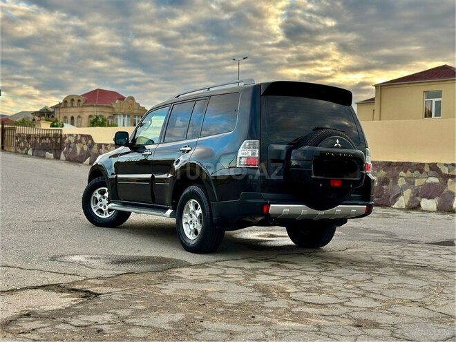 Mitsubishi Pajero 2007, 270,000 km - 3.0 l - Bakı
