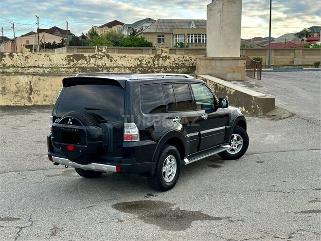 Mitsubishi Pajero 2007, 270,000 km - 3.0 l - Bakı