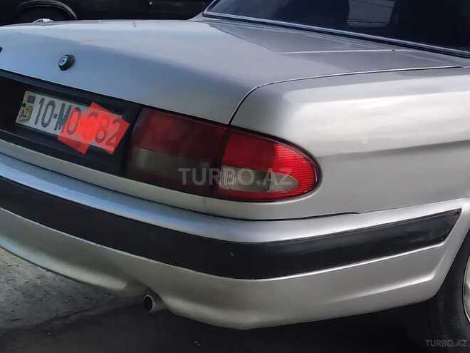 GAZ 31105 2004, 220,000 km - 2.3 l - Salyan